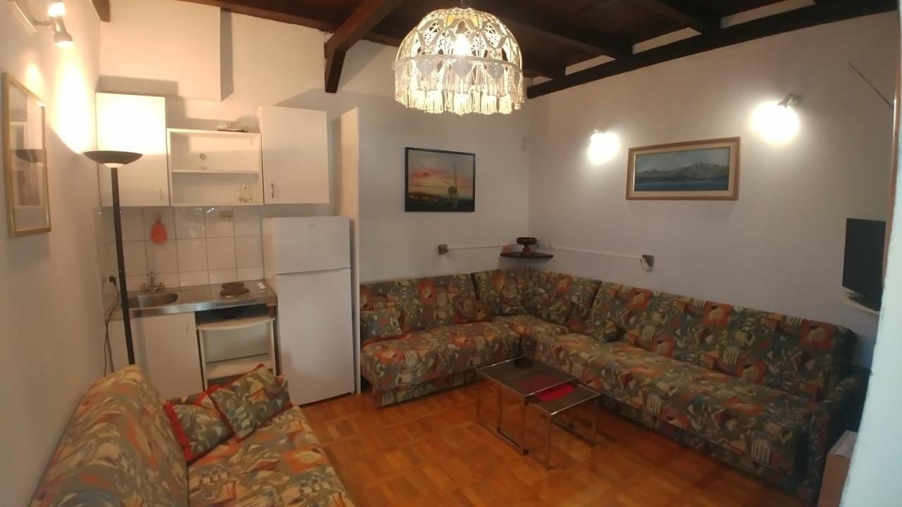 Apartments Marija Bajto Nečujam Esterno foto