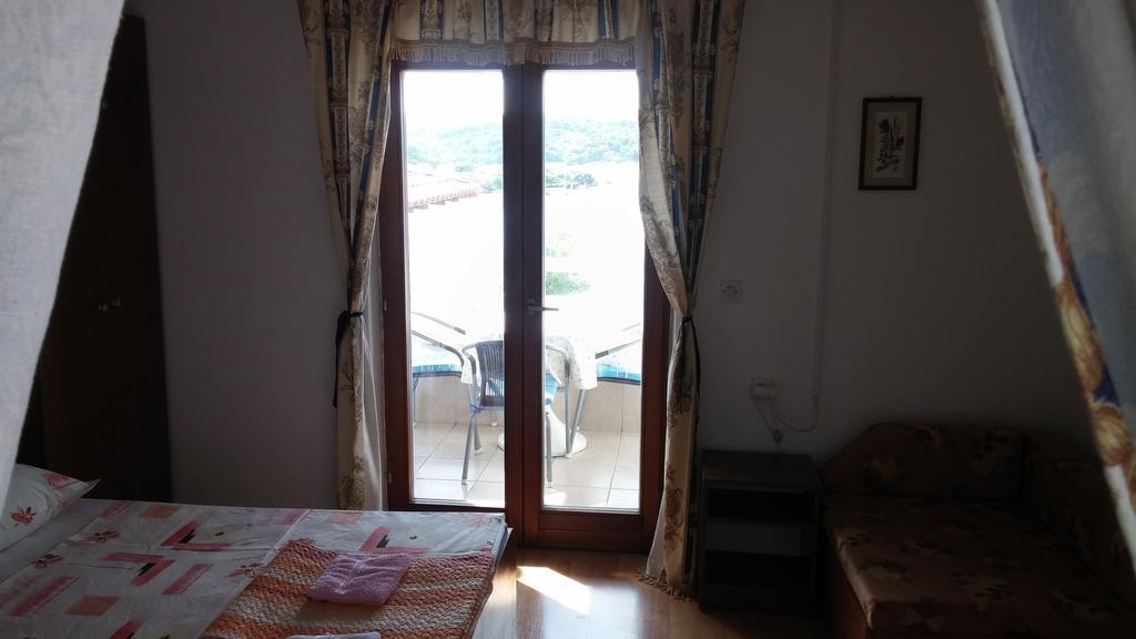 Apartments Marija Bajto Nečujam Camera foto